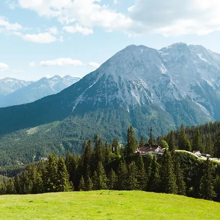 Haus Sabine Apartment Leutasch