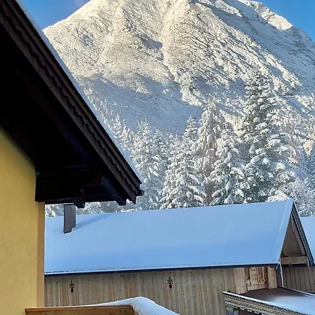 Haus Sabine لوتاش