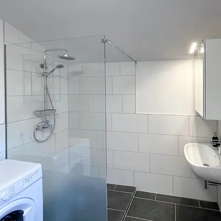 Haus Sabine شقة لوتاش